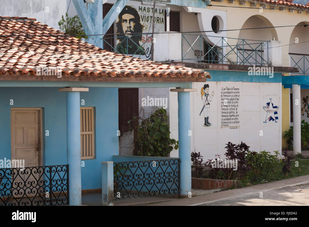 Image de Che Guevara sur la construction de mur à Vinales, province de Pinar del Rio, Cuba, Antilles, Caraïbes, Amérique centrale en mars Banque D'Images