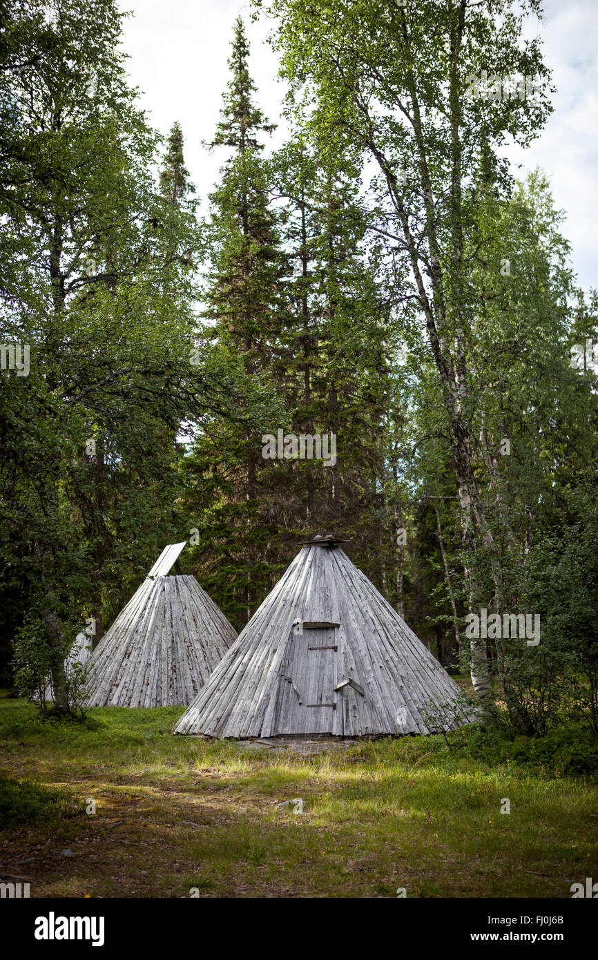 Photo de Sami bâtiments dans le Sapmi (Laponie suédoise Banque D'Images Photo de Sami bâtiments dans le Sapmi (Laponie suédoise Banque D'Images