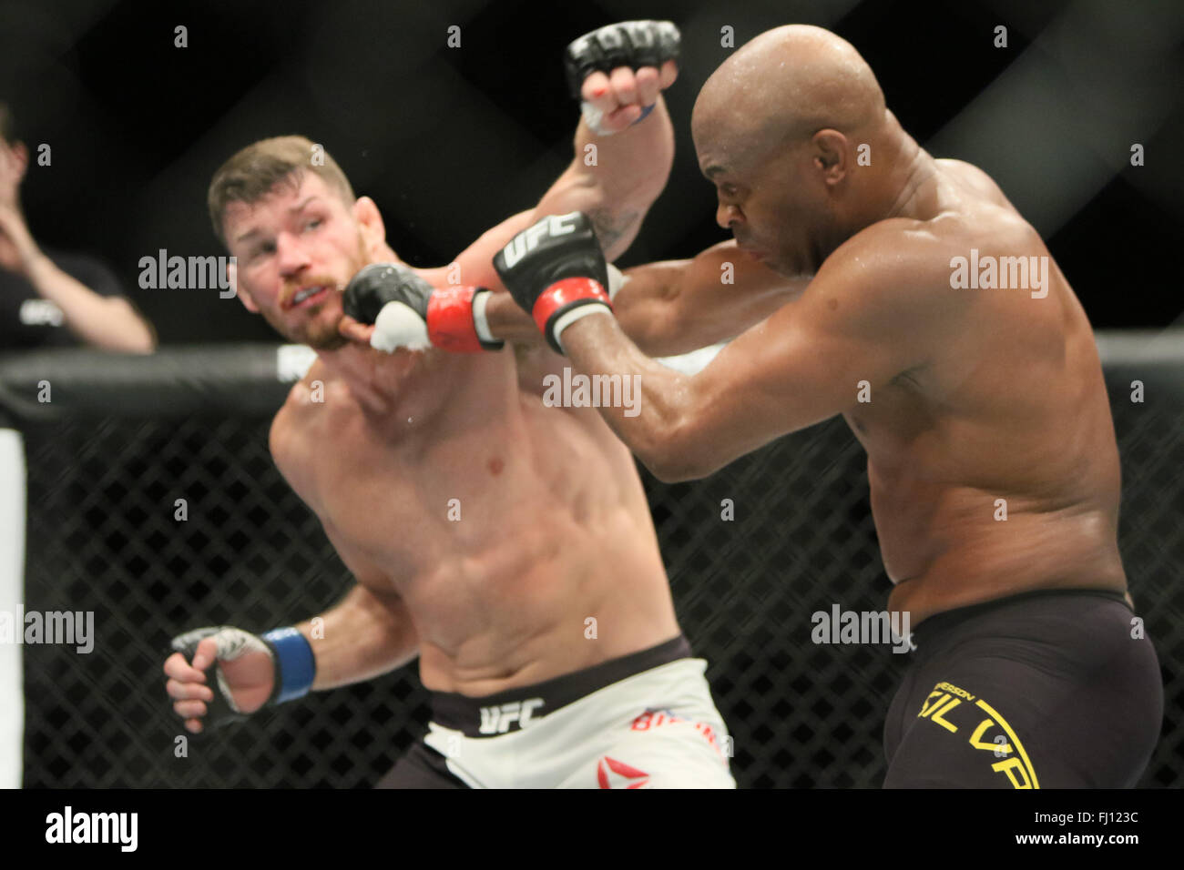 Londres, Royaume-Uni. Feb 27, 2016. L'UFC Fight Night Bisping vs Silva à l'O2, London Crédit : Dan Cooke/Alamy Live News Banque D'Images
