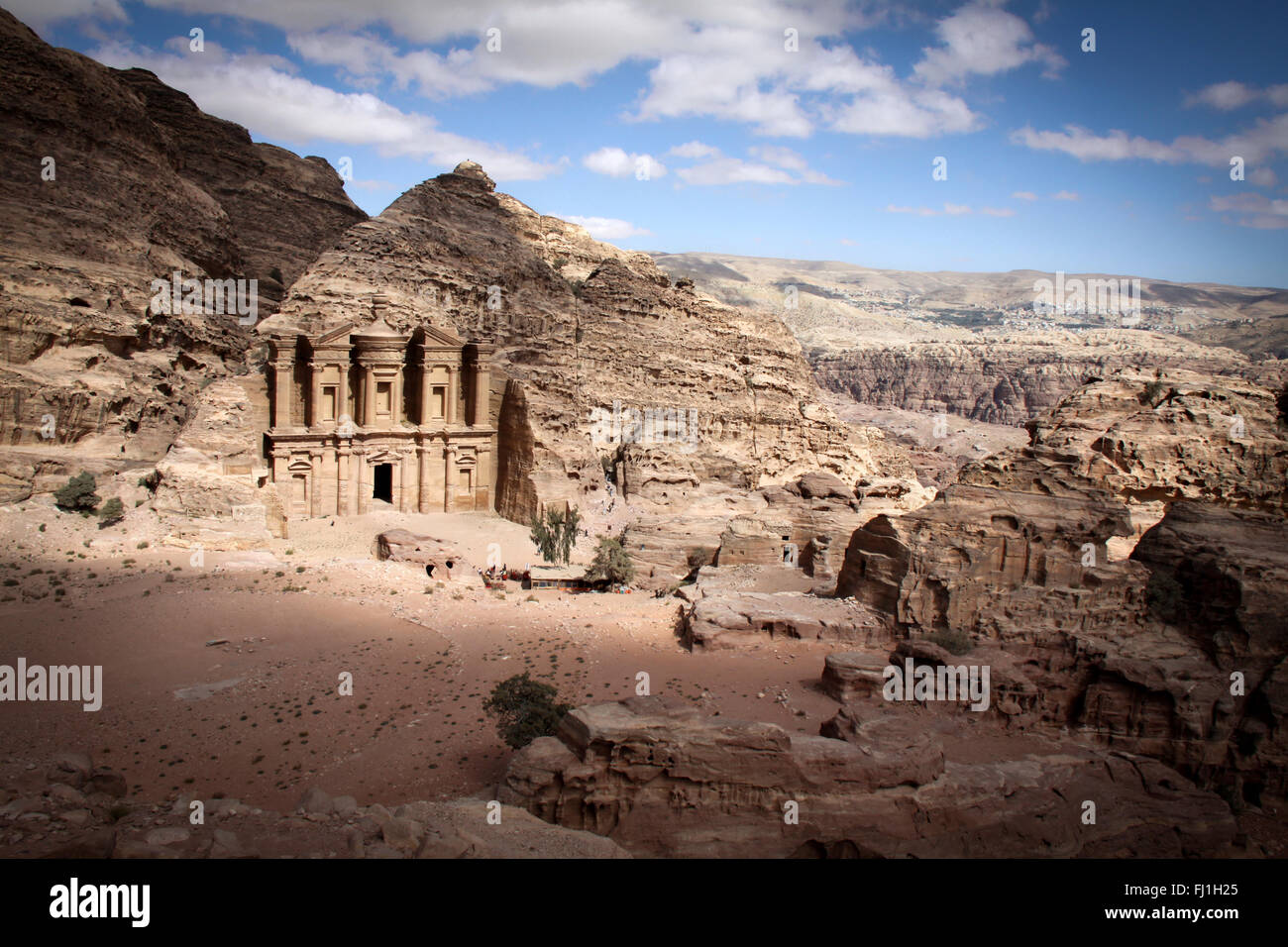 Monastère (alias al-Deir ou ad-Dayr en arabe) - Petra, Jordanie Banque D'Images