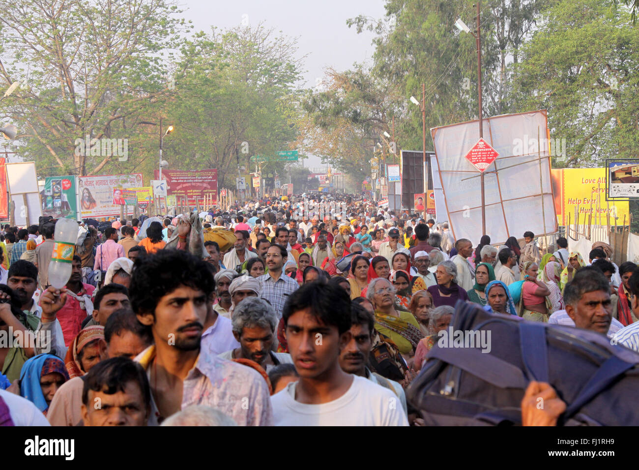 Foule lors Kumbh Mela à Haridwar , Inde Banque D'Images