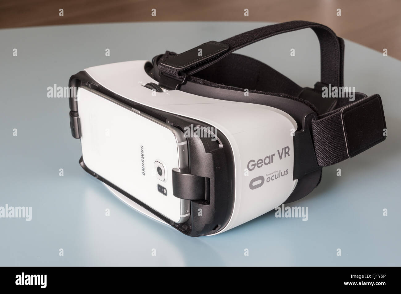 La Samsung Gear VR et le Galaxy S6 bord Banque D'Images