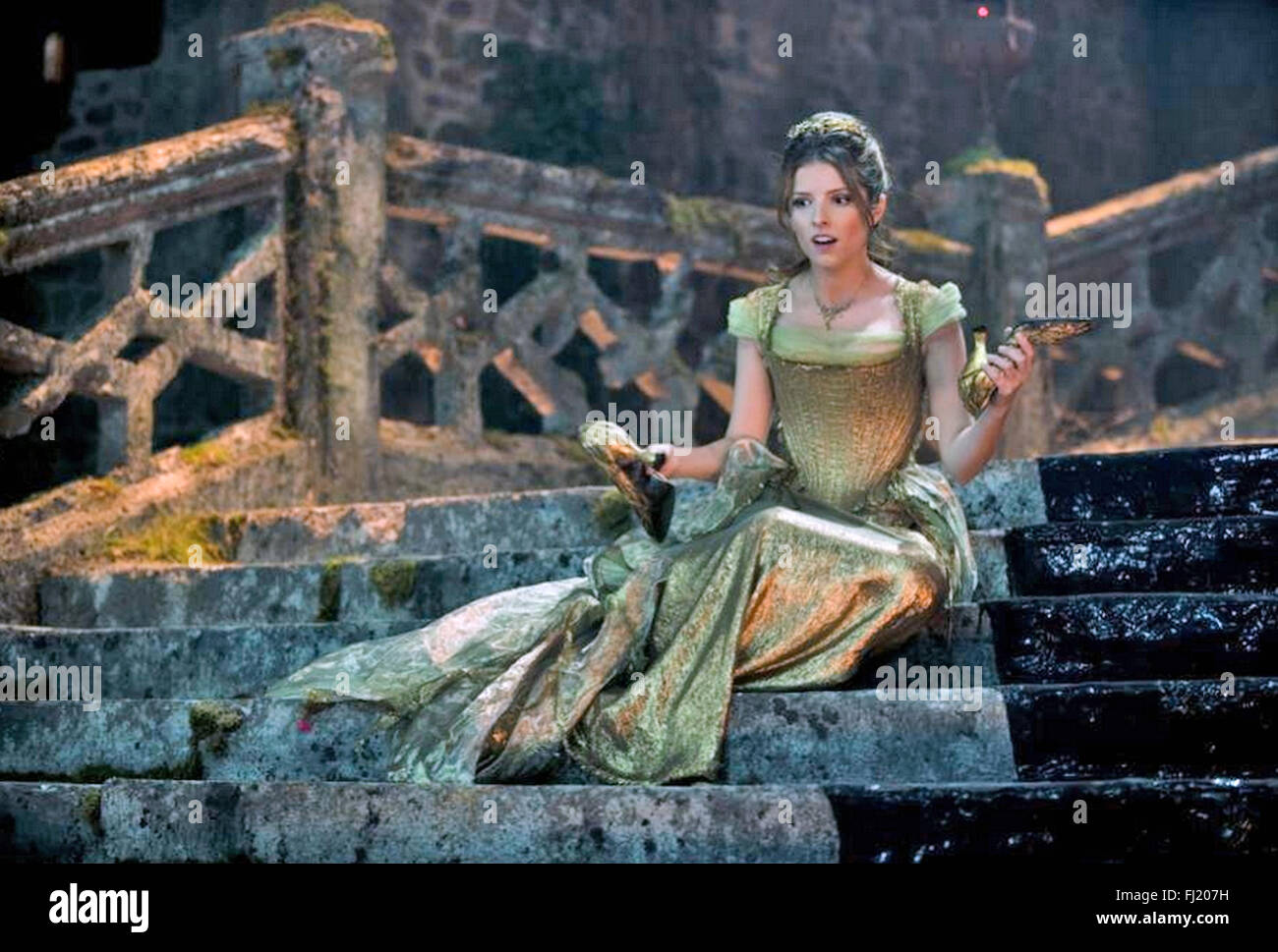 Dans les bois 2014 Walt Disney Studios Motion Pictures film avec Anna Kendrick Banque D'Images