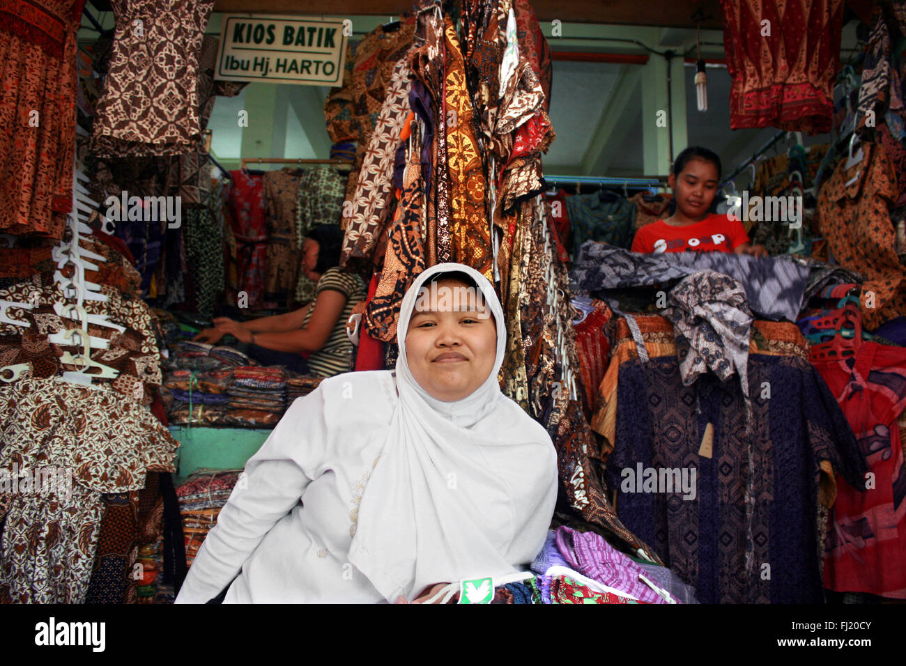 Les gens dans le centre-ville de Yogyakarta, Indonésie Banque D'Images
