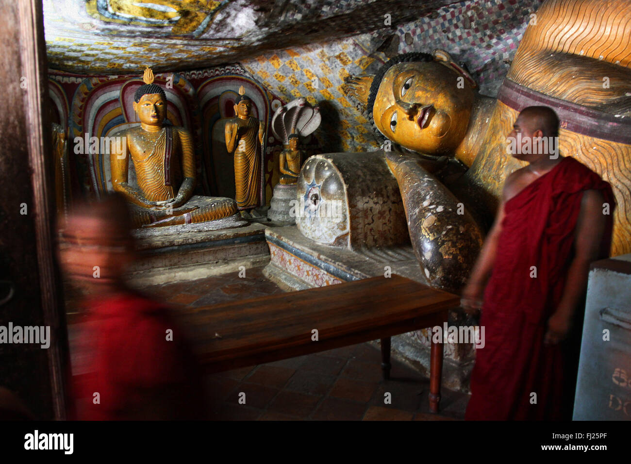 Dambulla cave au Sri Lanka - statue de Bouddha Banque D'Images