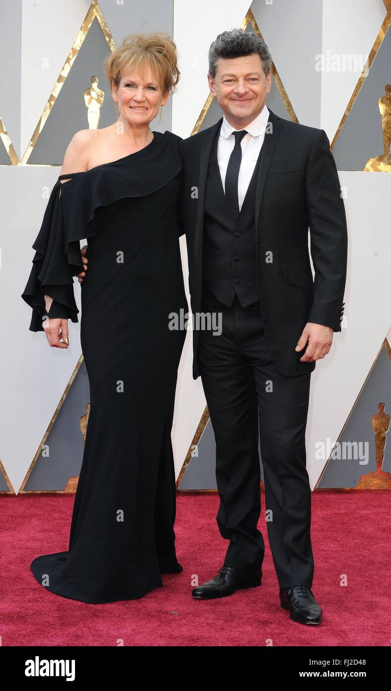 Los Angeles, CA, USA. 28 Février, 2016. Lorraine Ashbourne, Andy Serkis aux arrivées pour la 88e Oscars 2016 Academy Awards - Arrivals 1, le Kodak Theater à Hollywood et Highland Center, Los Angeles, CA, le 28 février 2016. Credit : Elizabeth Goodenough/Everett Collection/Alamy Live News Banque D'Images