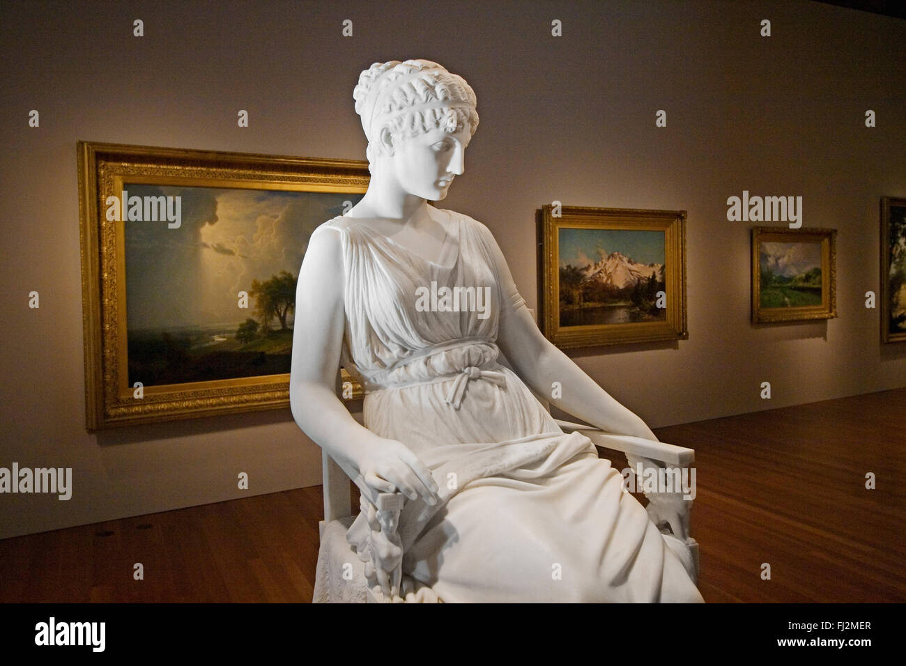 STATUE en marbre d'une femme dans le nouveau Musée de Young, construit par les architectes Herzog et de Meuron - SAN FRANCISCO, CALIFORNIE Banque D'Images