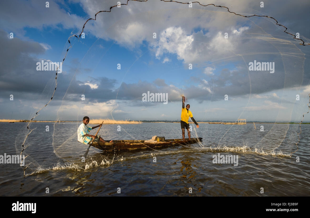 Les gens de Ganvié, Bénin, Afrique Banque D'Images