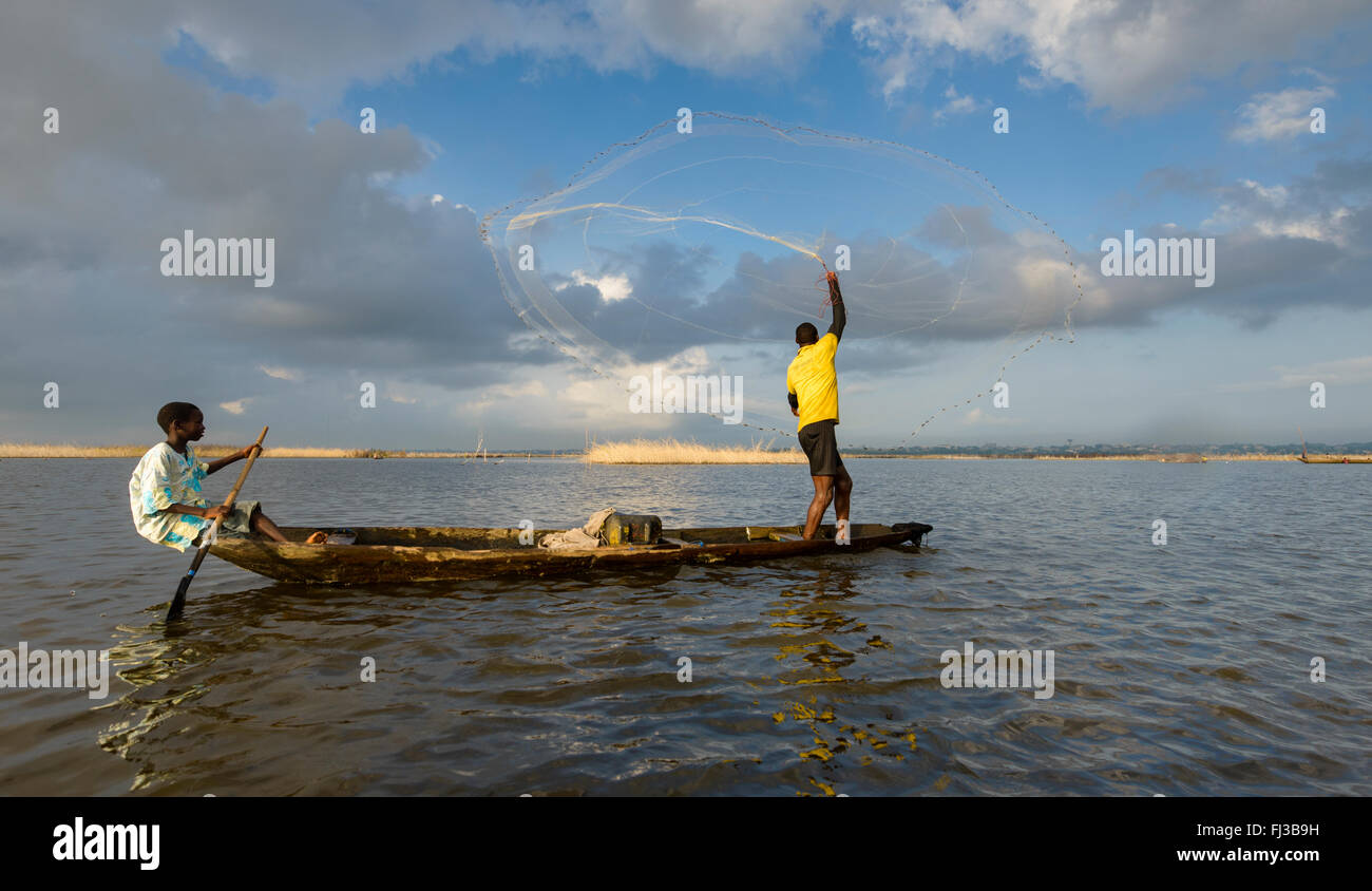 Les gens de Ganvié, Bénin, Afrique Banque D'Images