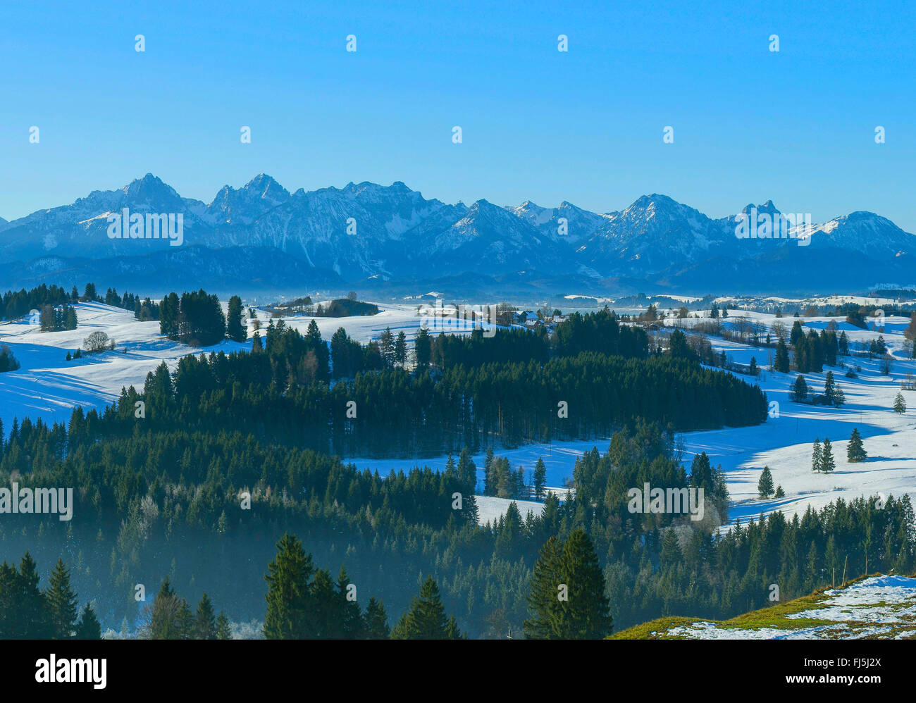 Et l'Allgaeu Tannheim montagnes en hiver, Allemagne, Bavière, Oberbayern, Haute-Bavière, Ostalgaeu Banque D'Images