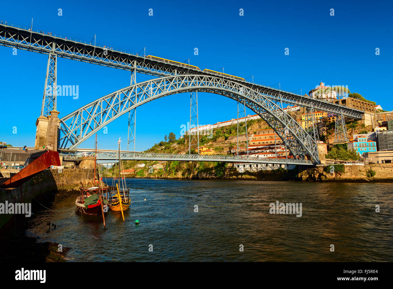 Porto view sous le pont luis Banque D'Images