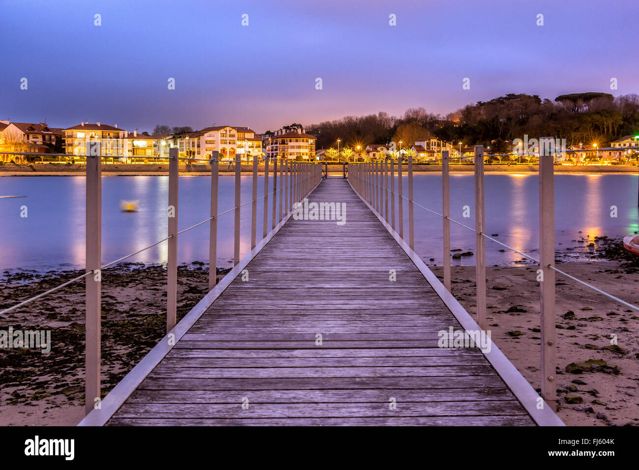 Paysage urbain d'Hendaye, ville frontière Française Banque D'Images