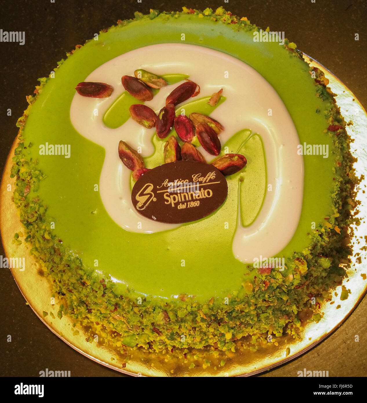 Italie Sicile Palerme Ancienne Patisserie Spinnato Gateaux A La Pistache Photo Stock Alamy