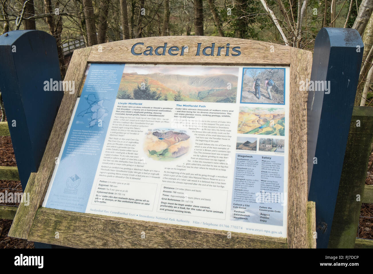 À la base de Cader Idris Cadair,montagne,dans le parc national de Snowdonia, Nord, Pays de Galles, Royaume-Uni Chemin Minffordd itinéraire. Banque D'Images
