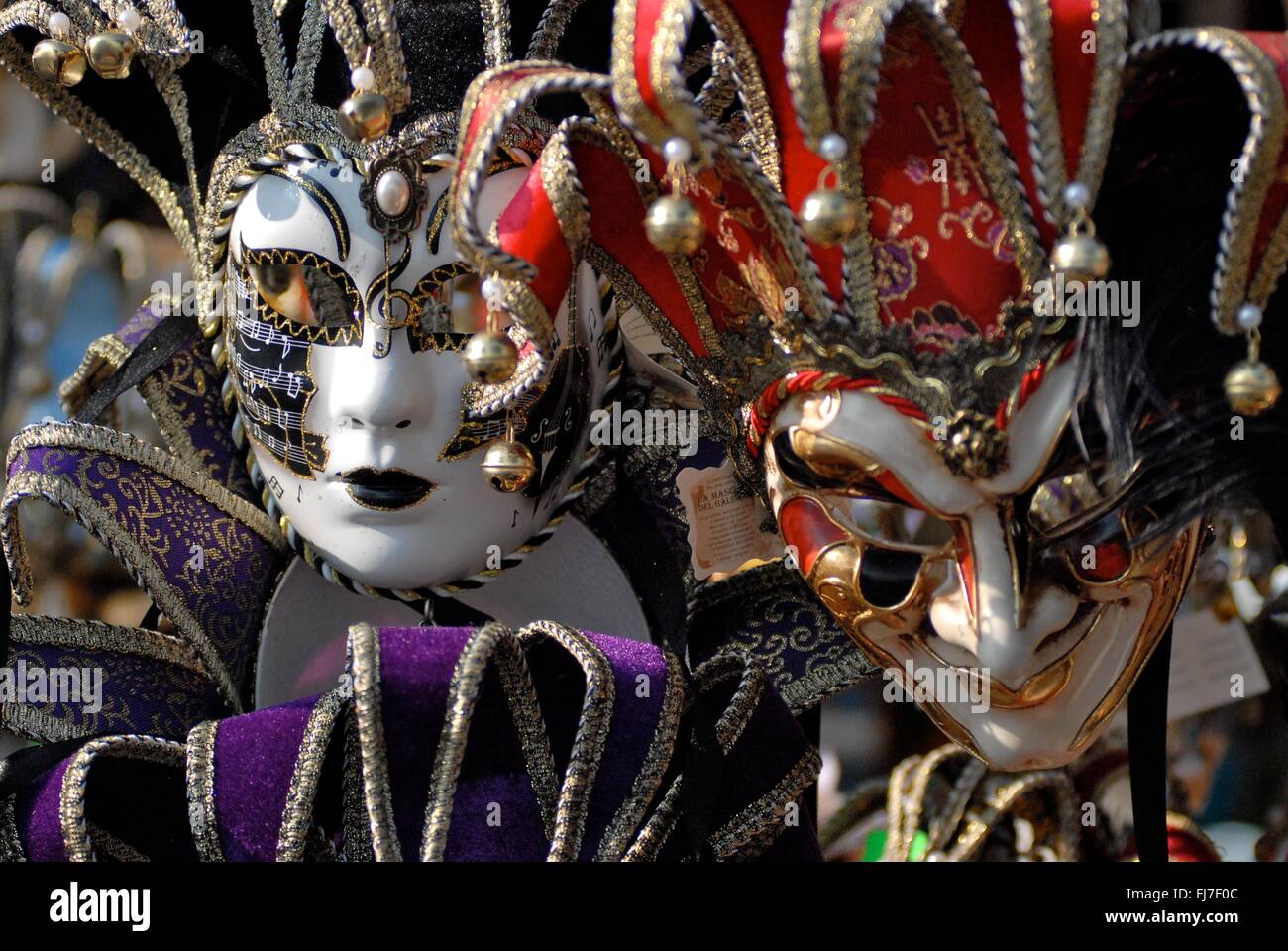 Les masques et les costumes élaborés au cours de l'Assemblée Carnaval de Venise à Venise, Italie. Carnival s'étend officiellement pendant 10 jours se terminant à la célébration chrétienne du Carême. Banque D'Images