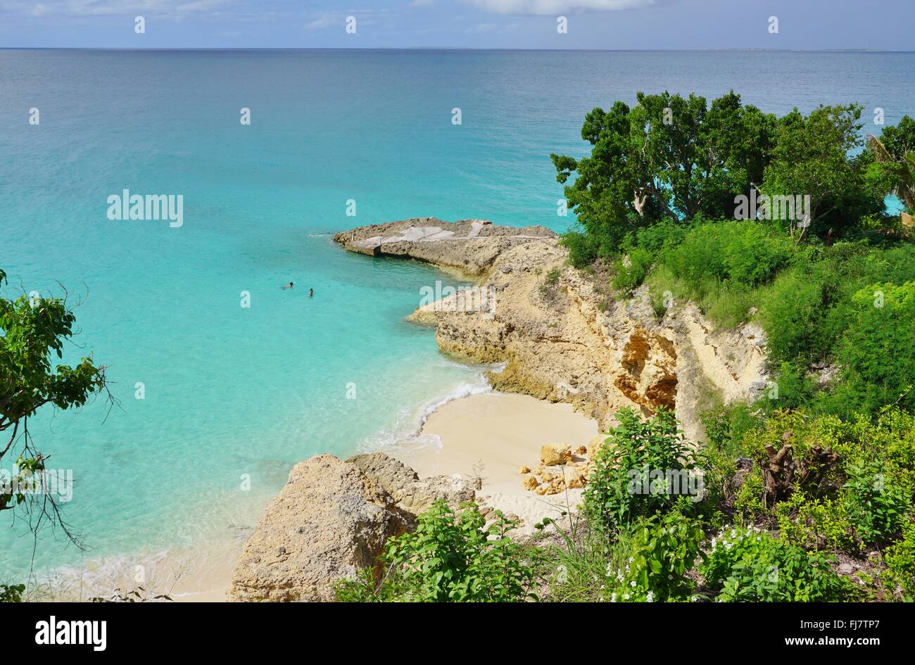 Belle plage de Meads Bay sur l'île des Caraïbes d'Anguilla Banque D'Images