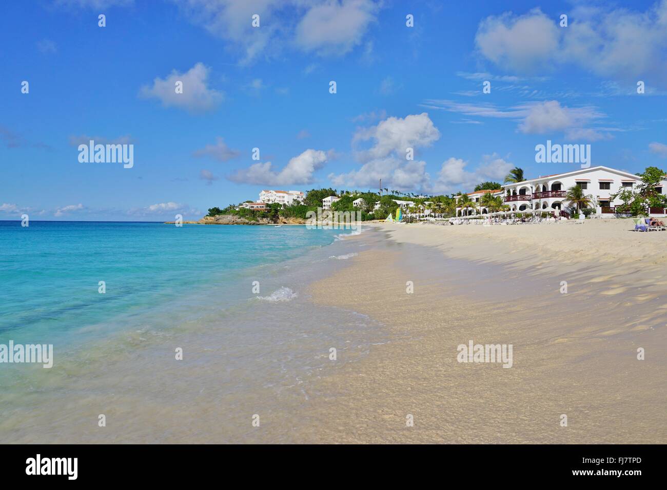 Belle plage de Meads Bay sur l'île des Caraïbes d'Anguilla Banque D'Images