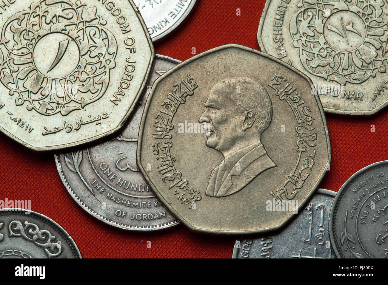 Coins de la Jordanie. Le roi Hussein bin Talal de Jordanie représenté dans la pièce un dinar jordanien. Banque D'Images