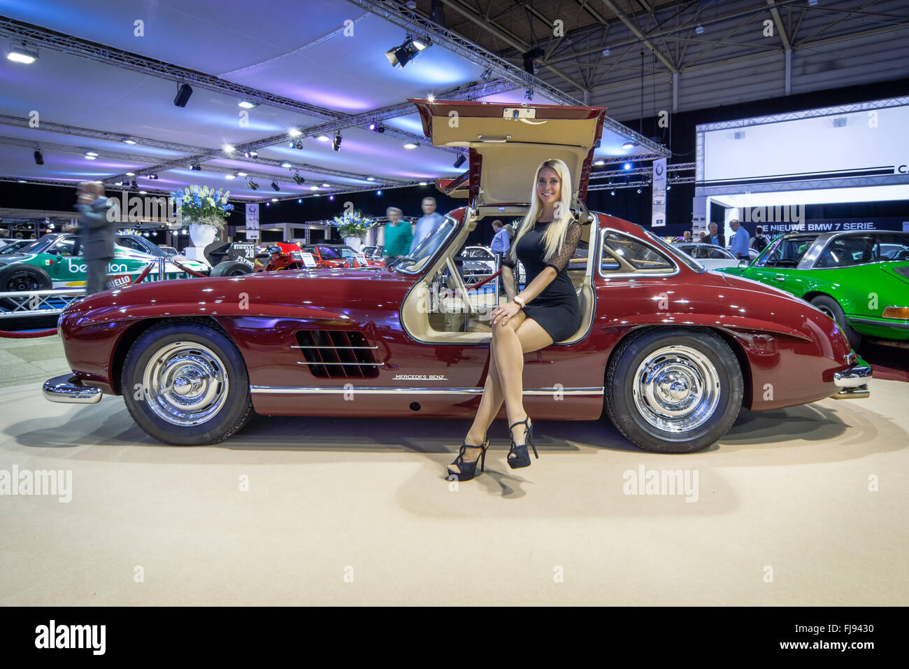 Sports car Mercedes-Benz 300 SL. Stand de société "HK-Engineering". Banque D'Images