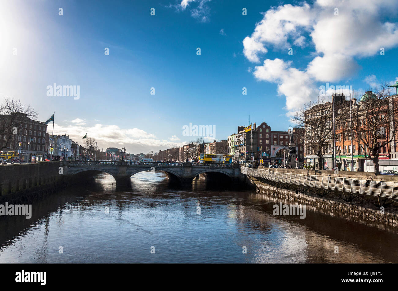 O'Connell Bridge et la rivière Liffey à Dublin, Irlande Banque D'Images