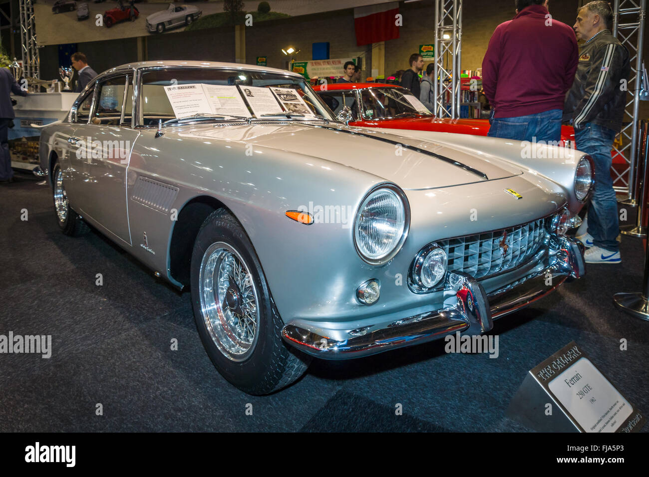 Voiture de sport Ferrari 250 GT/E, 1962. Banque D'Images