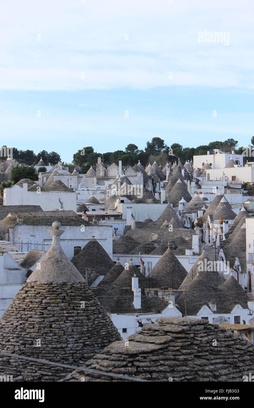 Maisons aux toits de pierre en italie Banque D'Images
