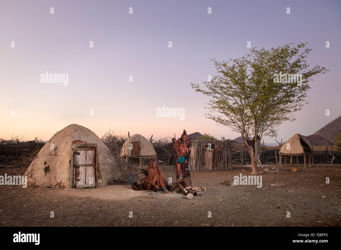 Les femmes Himba en Namibie Banque D'Images