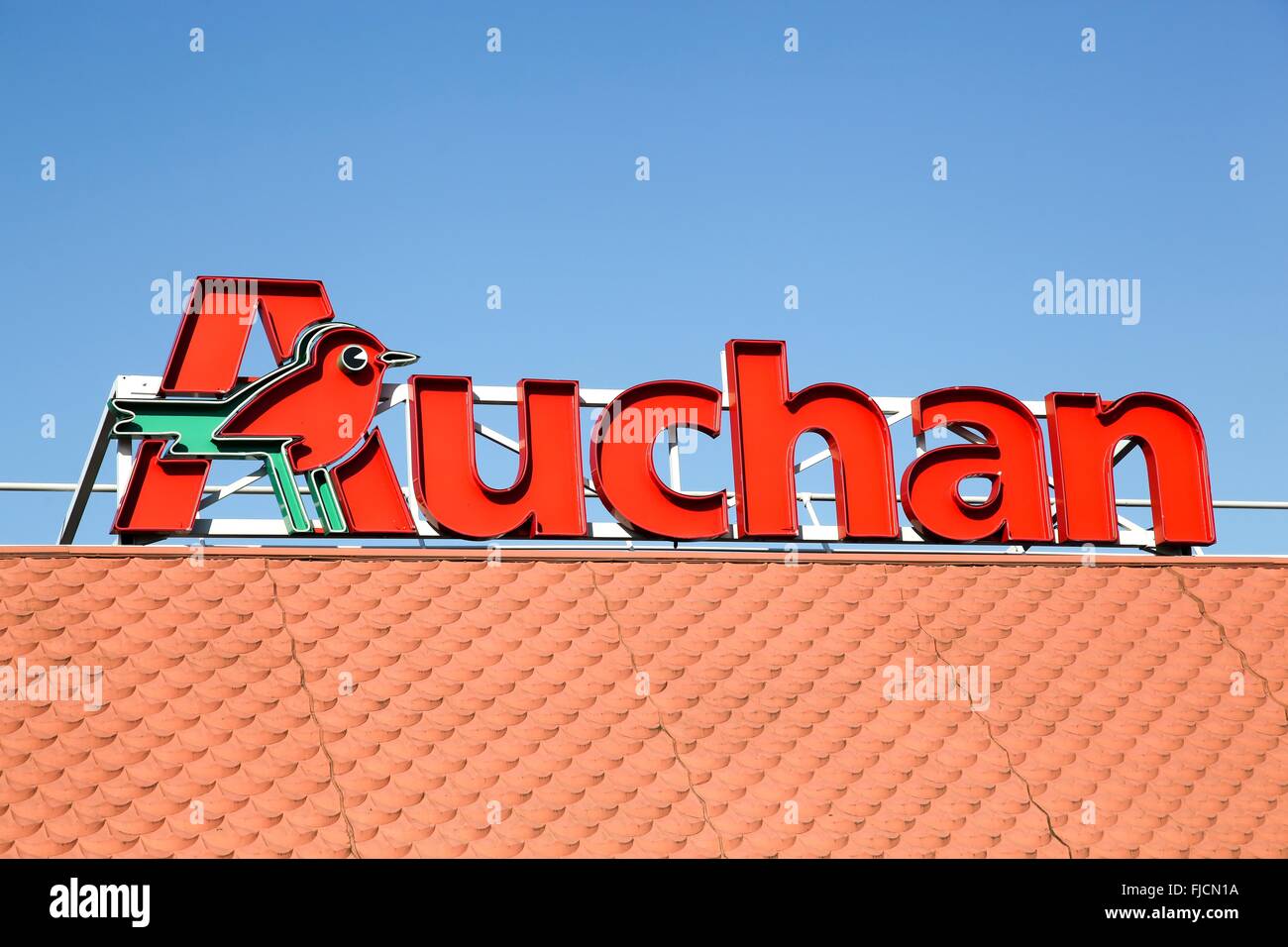 Auchan brand Banque de photographies et d’images à haute résolution - Alamy