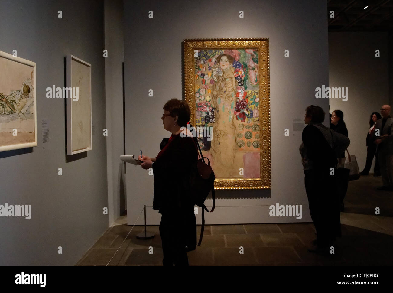 Le Metropolitan Museum of Art, le nouvel emplacement de la rencontré Breuer, est installé dans un bâtiment conçu par l'architecte Marcel Breuer pour le Whitney Museum of American Art. Le rencontré Breuer est sur Madison Avenue à la 75e Rue (près du bâtiment principal du Met). Il mettra en évidence l'expansion du Met l'art moderne et contemporain collection ainsi que des expositions, des résidences d'artistes et de spectacles. La rencontre Breuer ouvre au public le 18 mars. Credit : Terese Loeb Kreuzer/Alamy Live News Banque D'Images