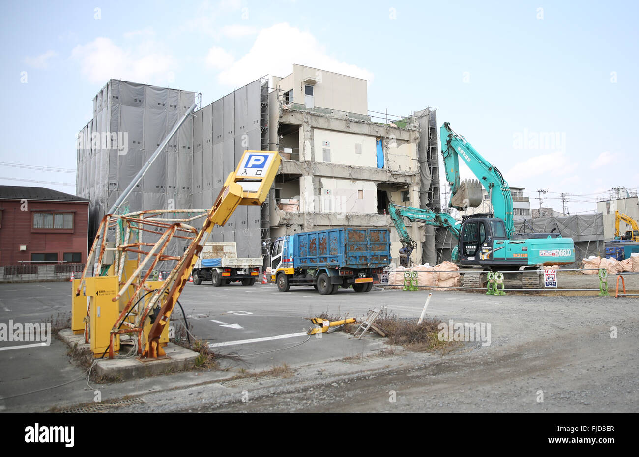 Tokyo. Feb 27, 2016. Photo prise le 27 février 2016 montre un chantier de Miyagi-ken au Japon. Le Japon marque le cinquième anniversaire de l'édition 2011 du séisme et du tsunami, tandis que dans les programmes de reconstruction des régions sont lents. © Liu Tian/Xinhua/Alamy Live News Banque D'Images