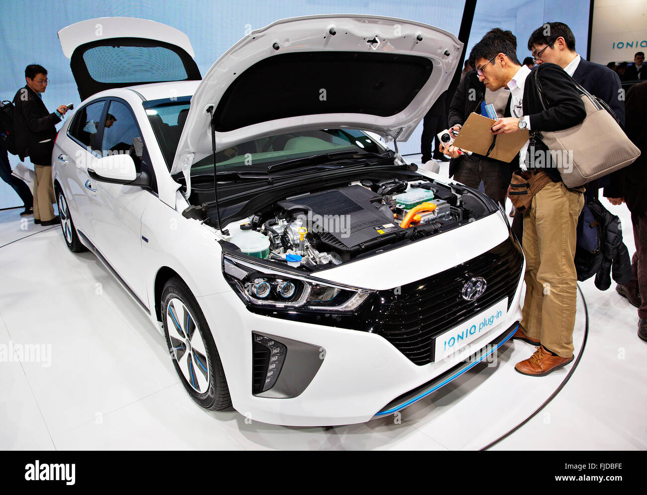 Hyundai Ioniq ,, hybride, hybride plug-in-version électrique batterie Photo  Stock - Alamy
