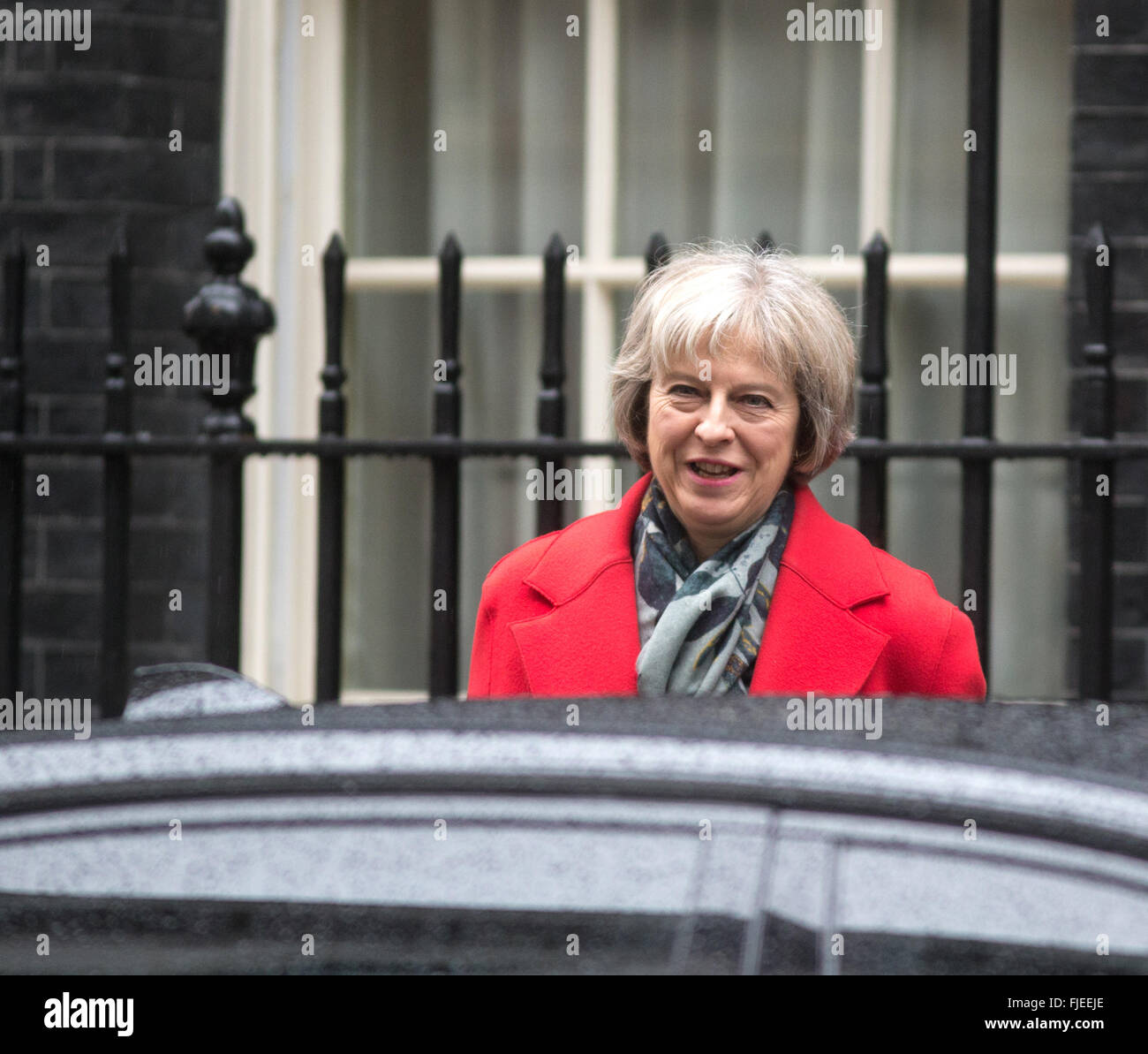 Theresa Mai,ministre de l'intérieur au 10 Downing street, pour une réunion du cabinet Banque D'Images