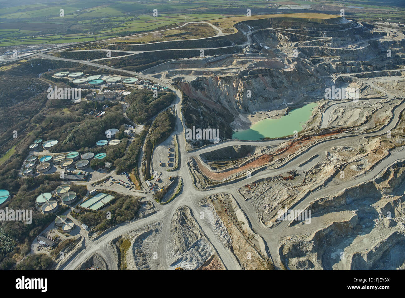 Une vue aérienne de l'Argile de Chine travaille près de St Austell à Cornwall Banque D'Images