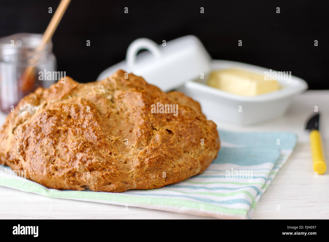La cuisine traditionnelle irlandaise Brown Soda Bread Banque D'Images