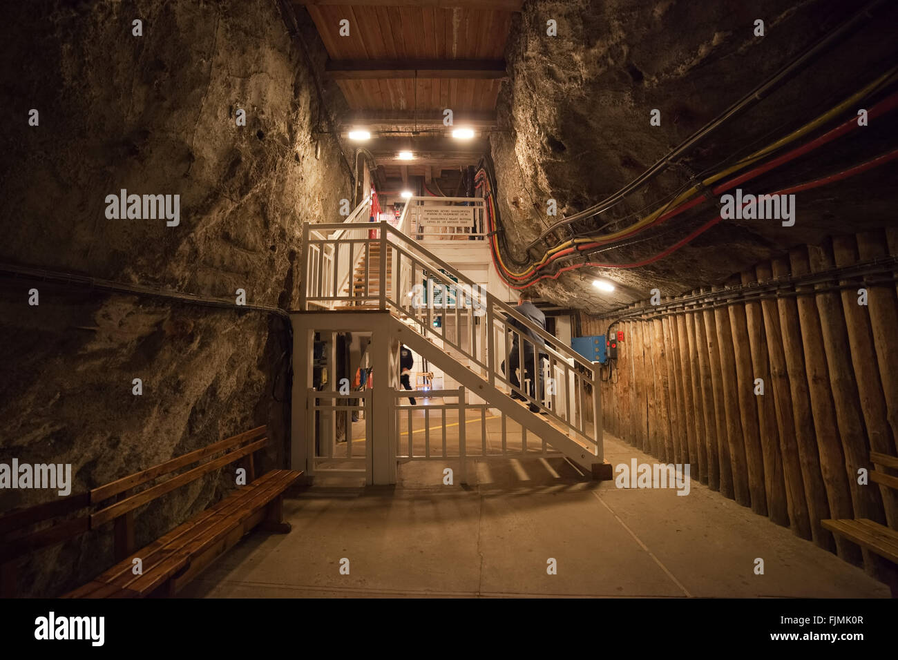 L'Europe, la Pologne, la mine de sel de Wieliczka, sortie de l'ascenseur, en bas de l'arbre d'Danilowicz Banque D'Images