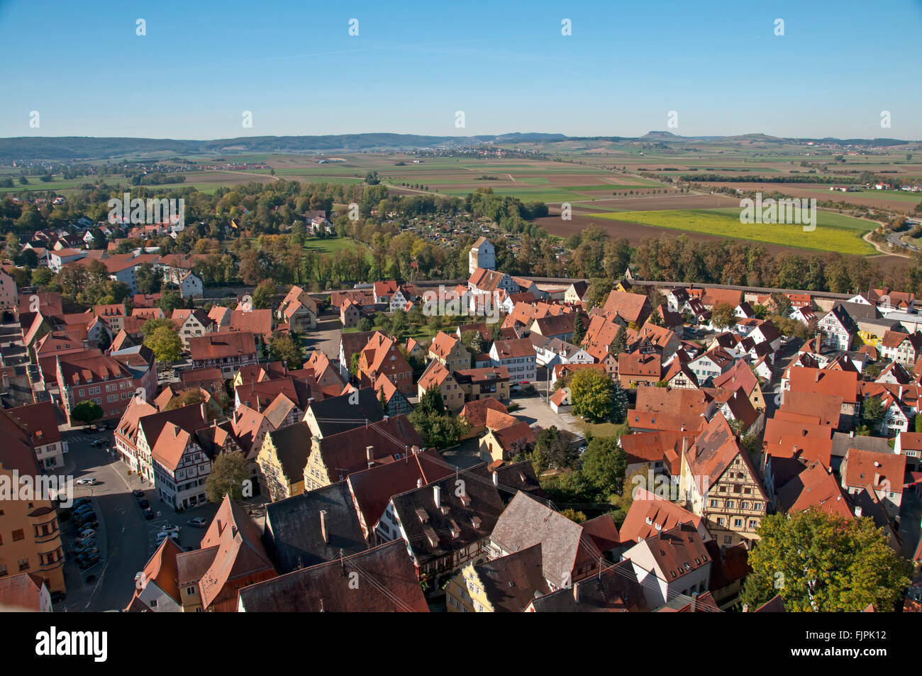 Géographie / voyage, Allemagne, Nördlingen, vues sur la ville / cityscapes, vue de la tour de l'église paroissiale de Saint George protestante,-Additional-Rights Clearance-Info-Not-Available Banque D'Images