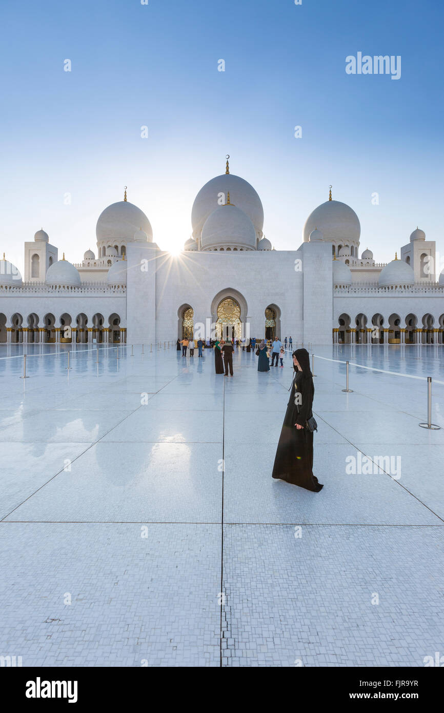 La Mosquée Sheikh Zayed, la Grande Mosquée Sheikh Zayed, à Abu Dhabi, l'Émirat d'Abu Dhabi, Émirats Arabes Unis Banque D'Images