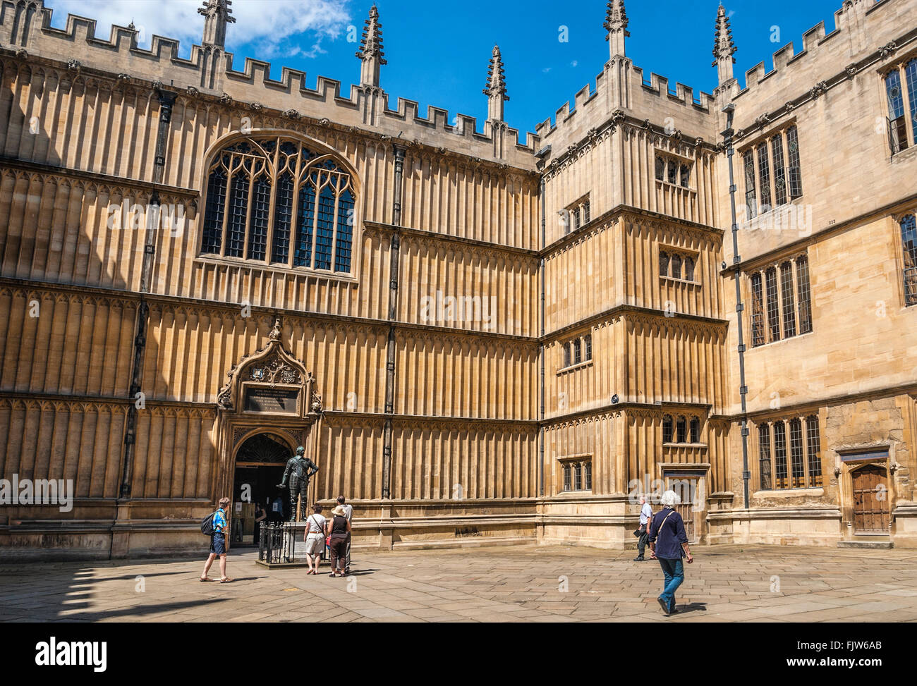 Cour de la bibliothèque Bodleian à Oxford, Oxfordshire, Angleterre Banque D'Images