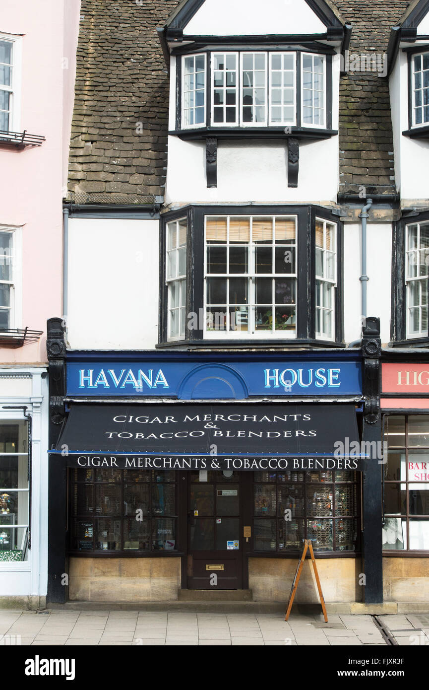 Maison de La Havane tabac shop. High Street, Oxford, Angleterre Banque D'Images