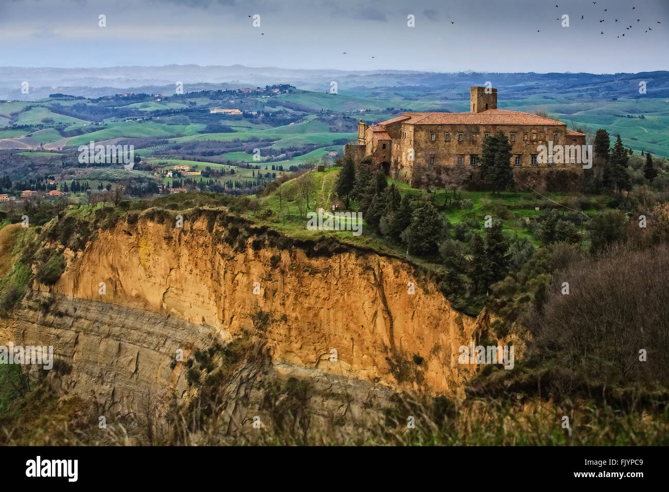 Toscane Abbaye de Saints Giusto et Clemente Crags de Volterra Banque D'Images