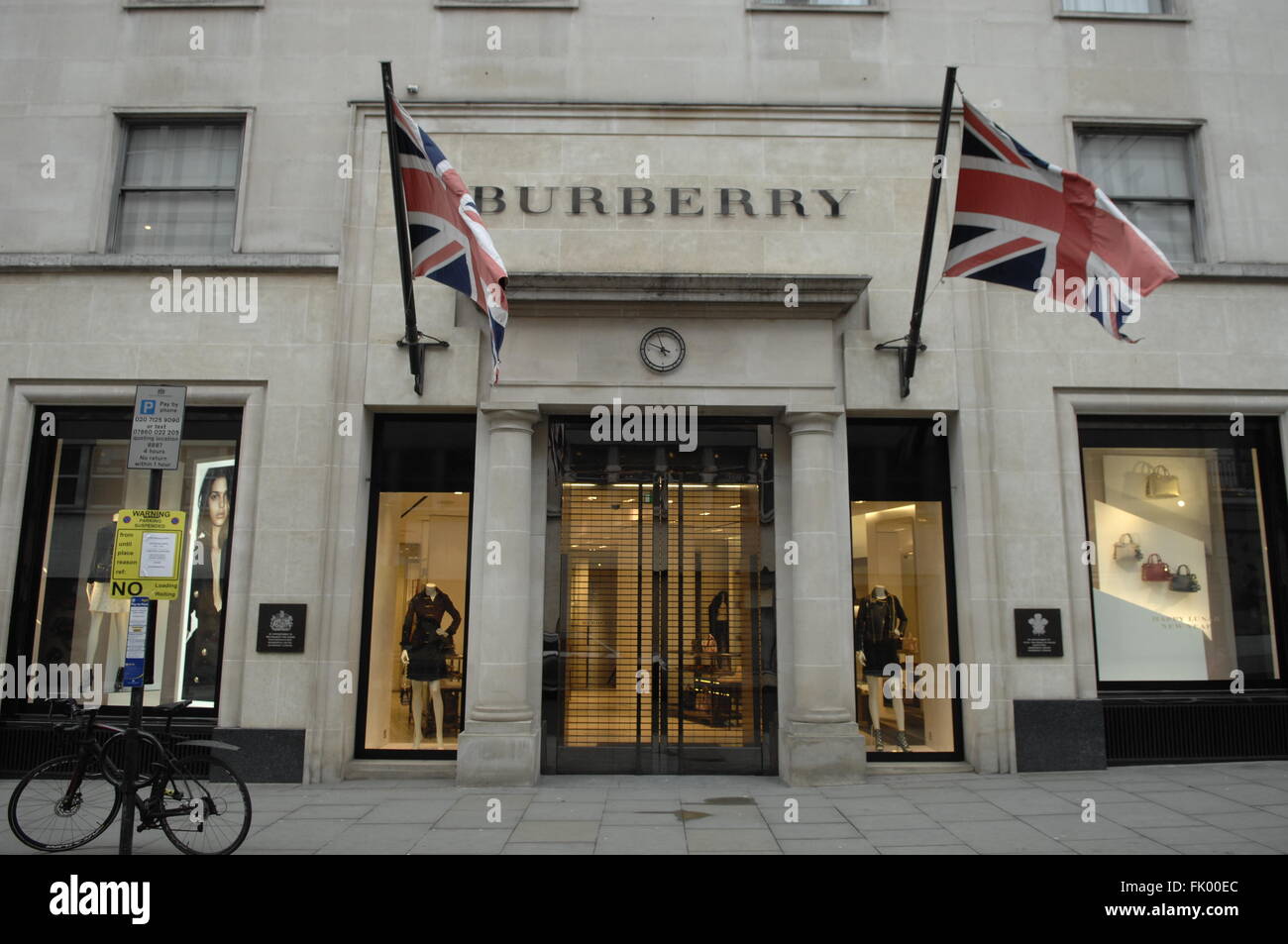 Burberry flagship store à Londres, Royaume-Uni. Banque D'Images