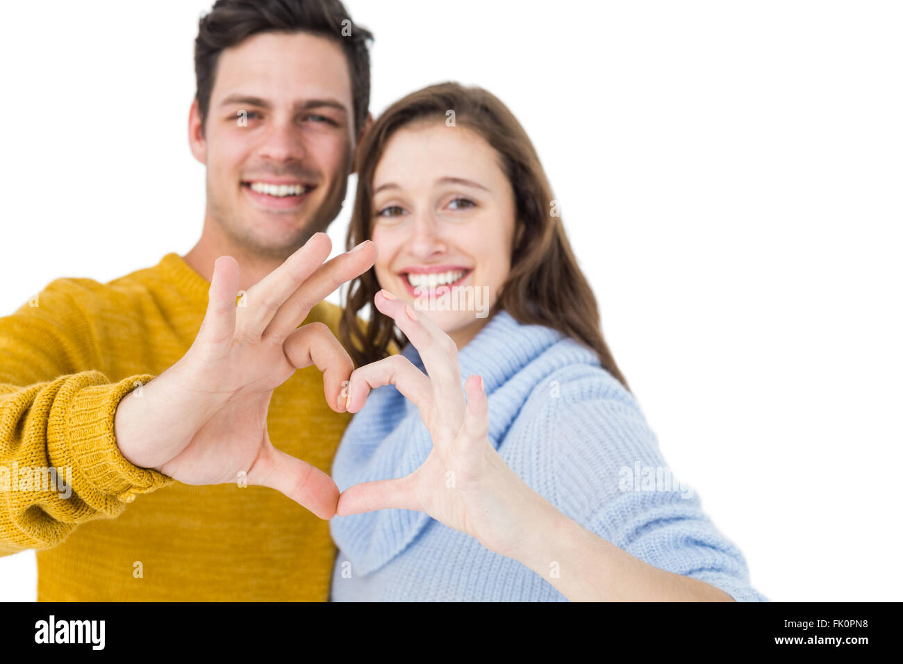 Heureux couple montrant une forme de coeur avec leurs doigts Photo Stock Alamy Heureux couple montrant une forme de coeur avec leurs doigts Photo Stock Alamy