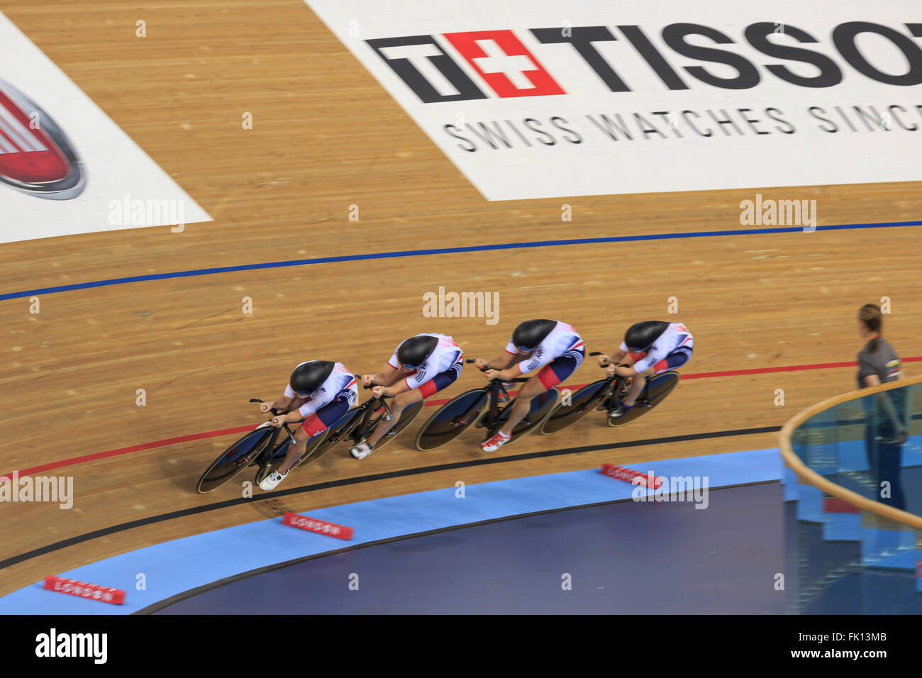 Londres, Royaume-Uni, le 4 mars 2016. 2016 UCI Cyclisme sur Piste Championnats du monde. Après un tour de qualification décevante le jeudi, des femmes de Grande-Bretagne de poursuite par équipe (Laura Kenny (Laura Trott), Elinor Barker, Joanna Rowsell Shand et Ciara Horne) de la Chine avec un temps de 4:16,350 (56,173 km/h) au premier tour de se qualifier pour la finale de la médaille de bronze. Credit : Clive Jones/Alamy Live News Banque D'Images