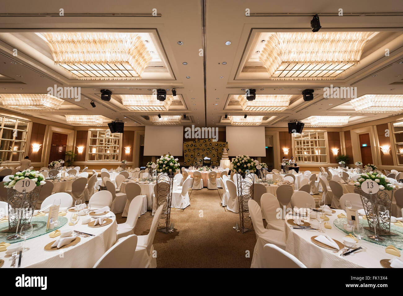 Singapour, 24 Jan 2015 : banquet de mariage magnifique setup à Conrad  Centennial Hotel Photo Stock - Alamy