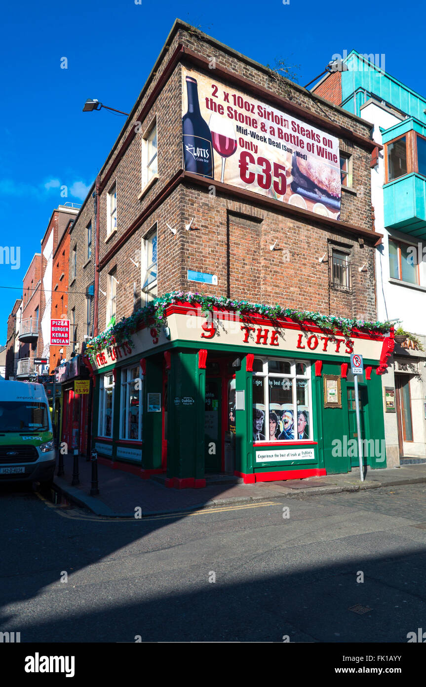 L'Lotts, Dublin, le plus petit bar Lotts, Dublin, Irlande Banque D'Images