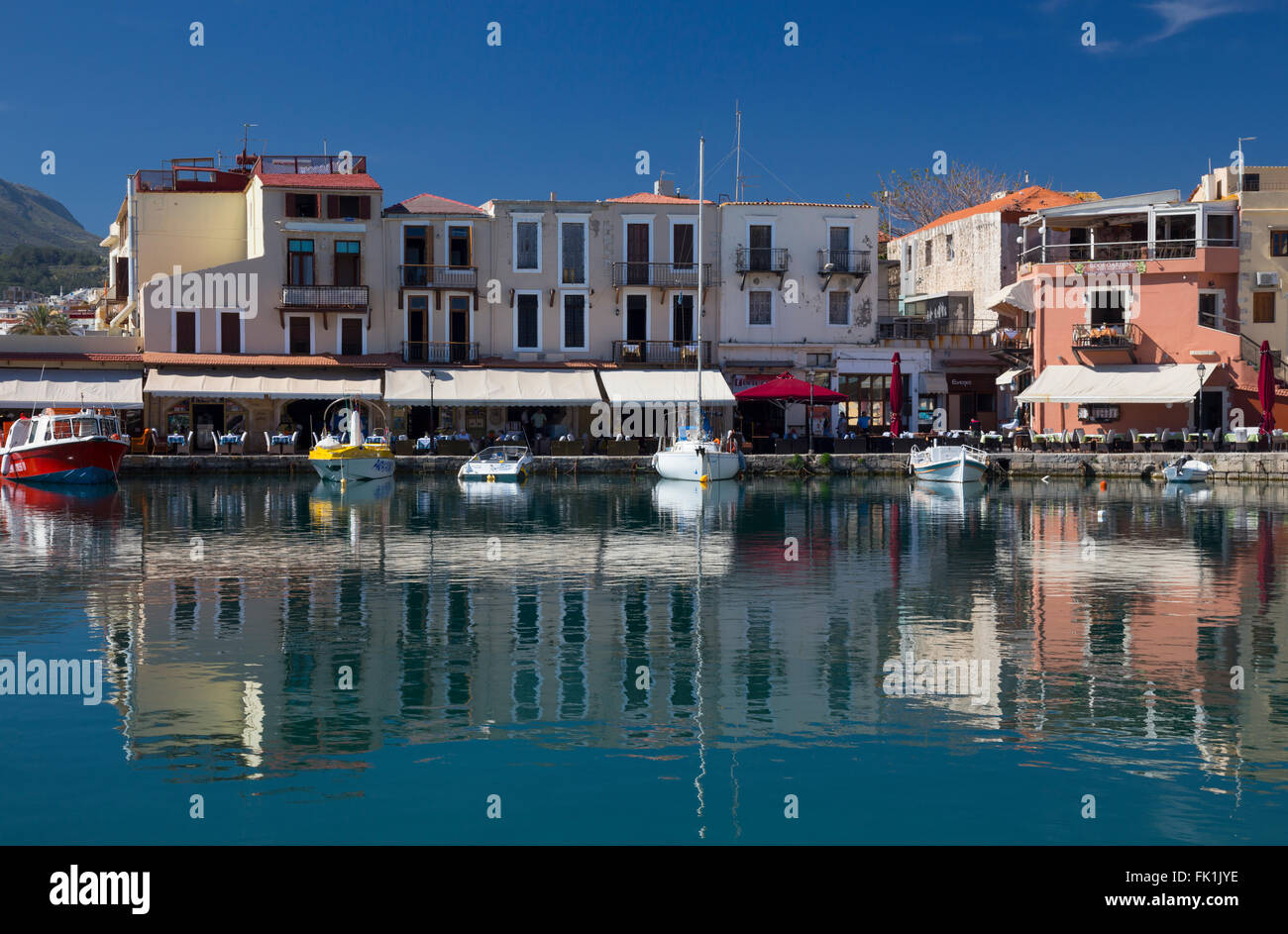 Le port de Rethymnon, Crète, Grèce Banque D'Images