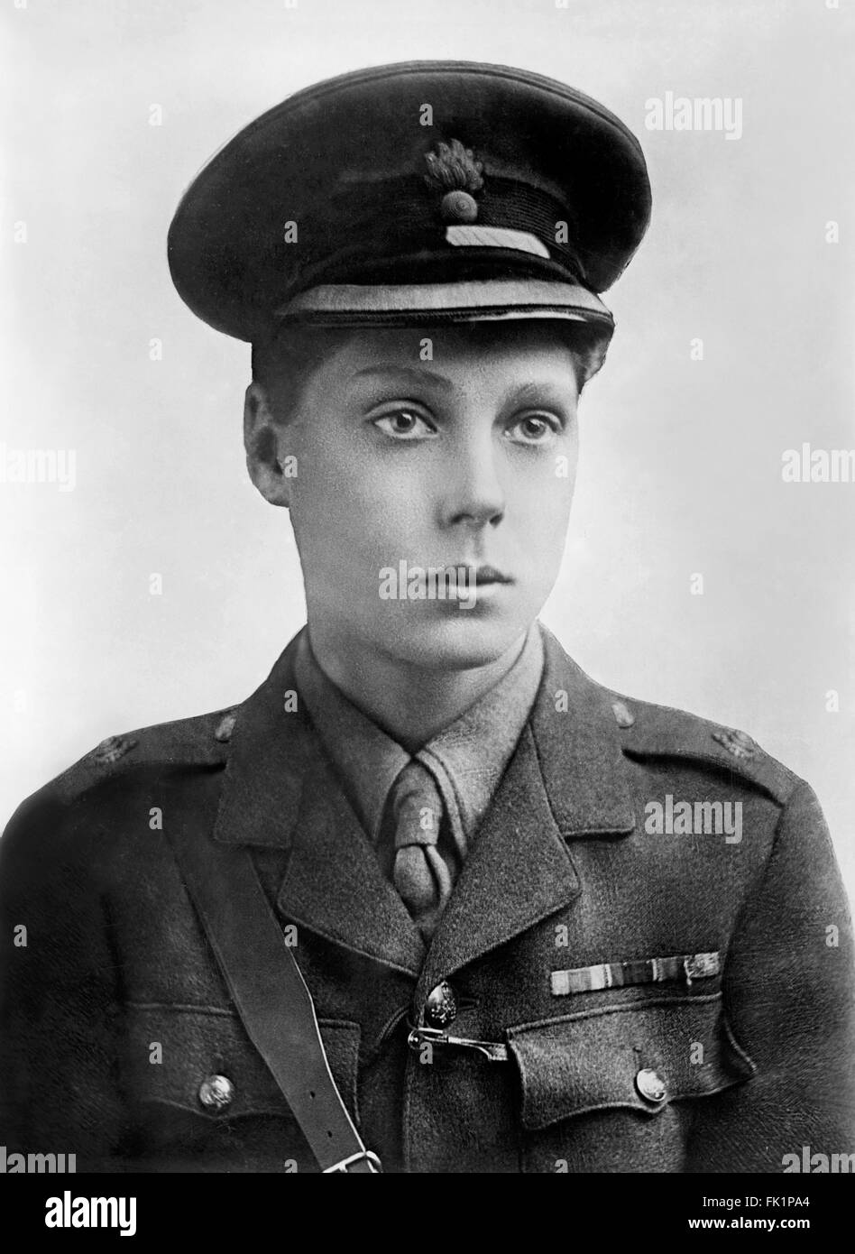 Édouard VIII. Portrait du Prince de Galles, futur roi Édouard VIII et duc de Windsor, en tant que Sous-lieutenant dans l'armée britannique. Photo c.1914 de Bain News Service Banque D'Images