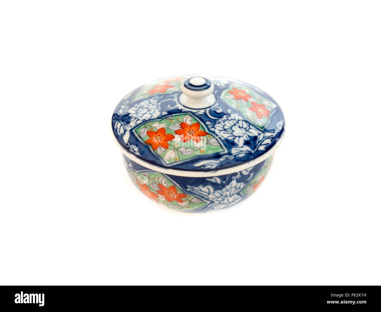 GOMEL, Bélarus - 18 février 2016 : Les Japonais (porcelaine Imari, Arita). Porcelaine (aussi connu comme la Chine ou la Chine) est un marquage ce Banque D'Images