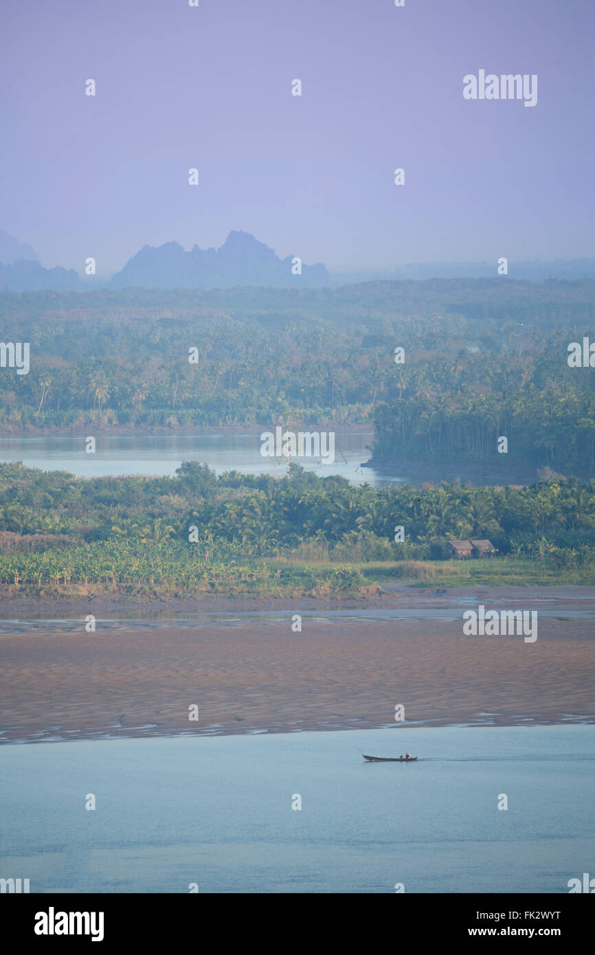 L'Asie, l'Asie du Sud-Est, le Myanmar, Mawlamyine, vue sur la rivière Thanlwin (Salween) Banque D'Images