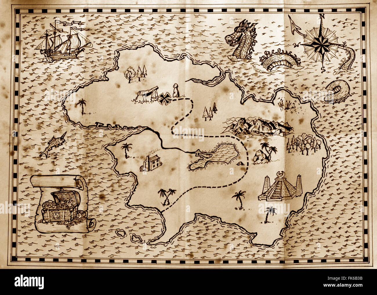 Vieille carte au trésor utilisé par des pirates pour trouver un trésor caché Banque D'Images